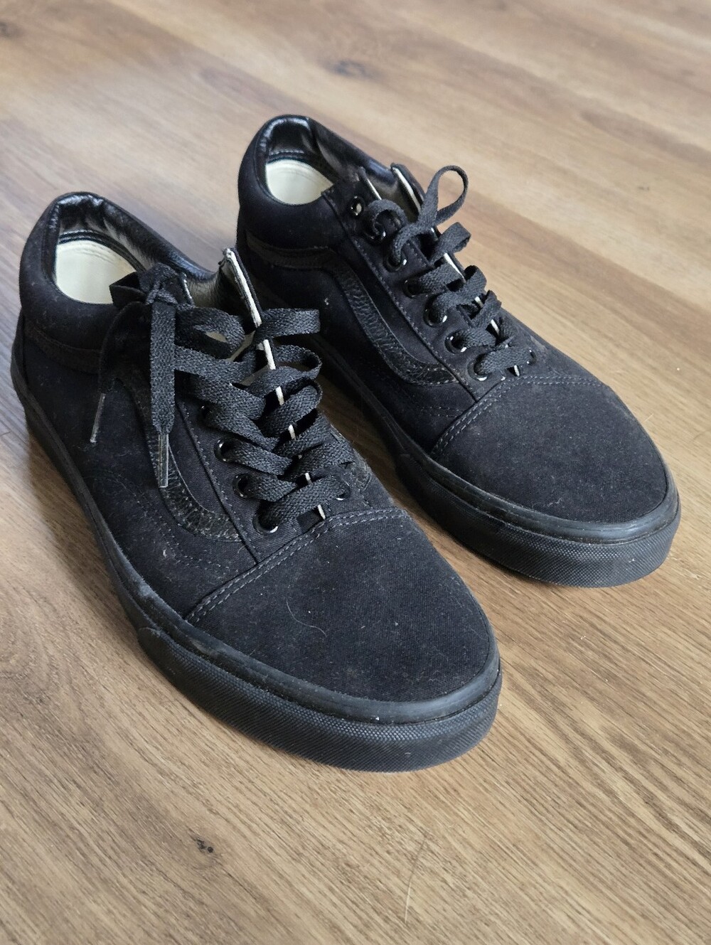 NWOT Vans ALL BLACK Lace Up Sneakers